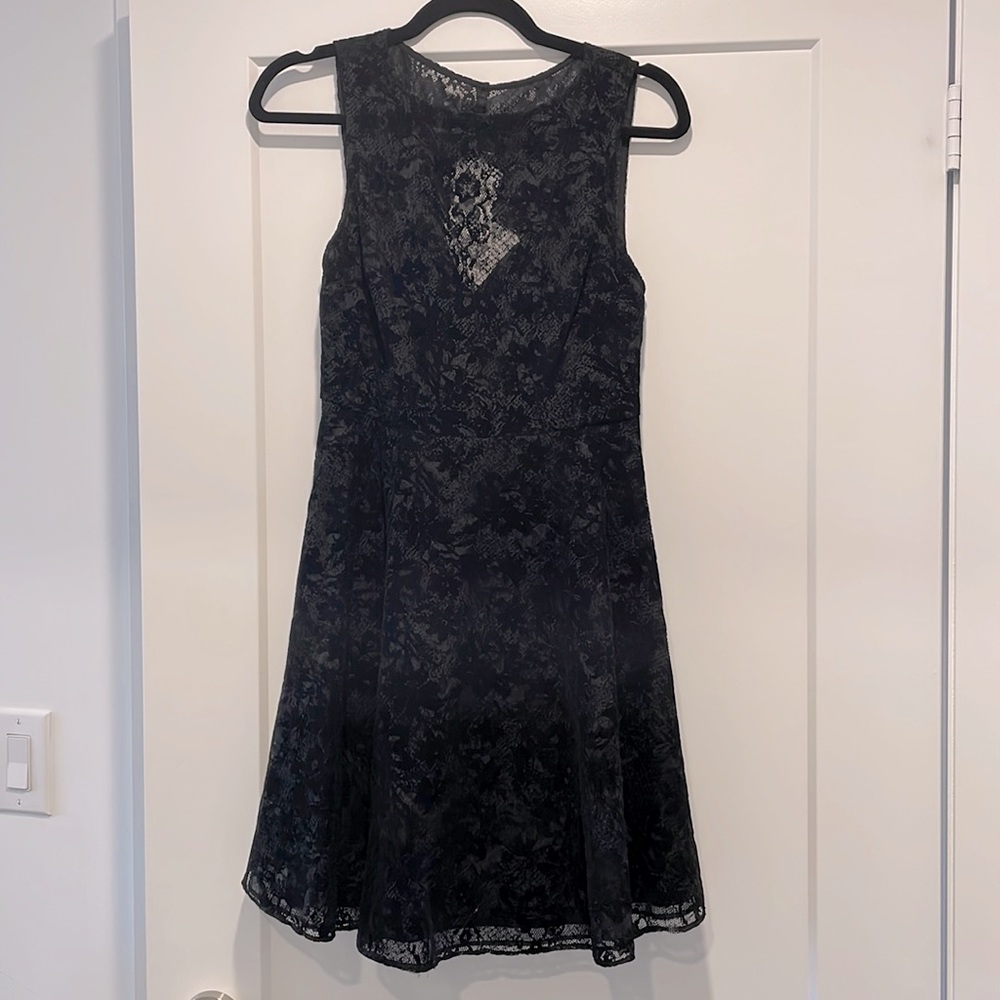 Velvet lace cocktail dress with open back